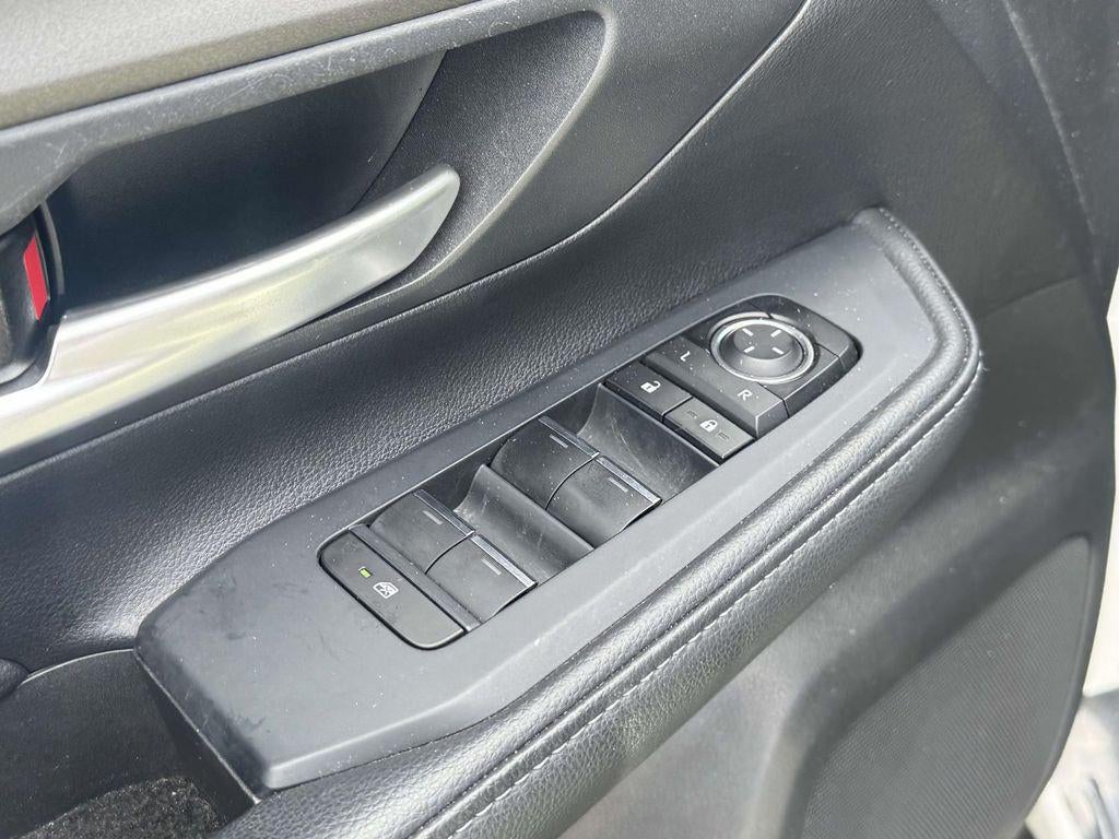 2025 Toyota Grand Highlander LE