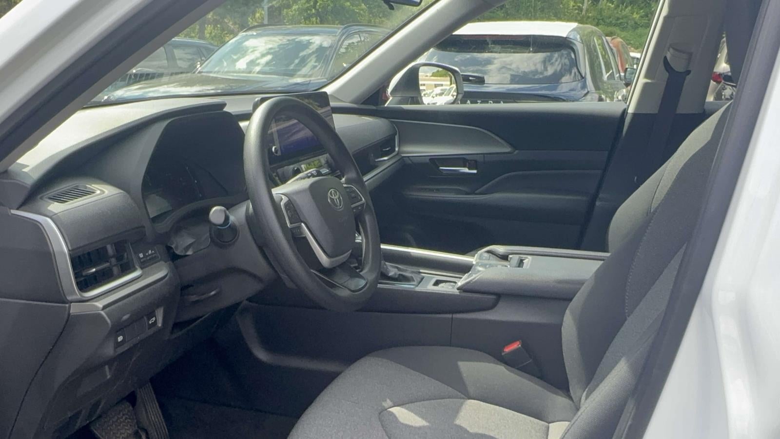 2025 Toyota Grand Highlander LE