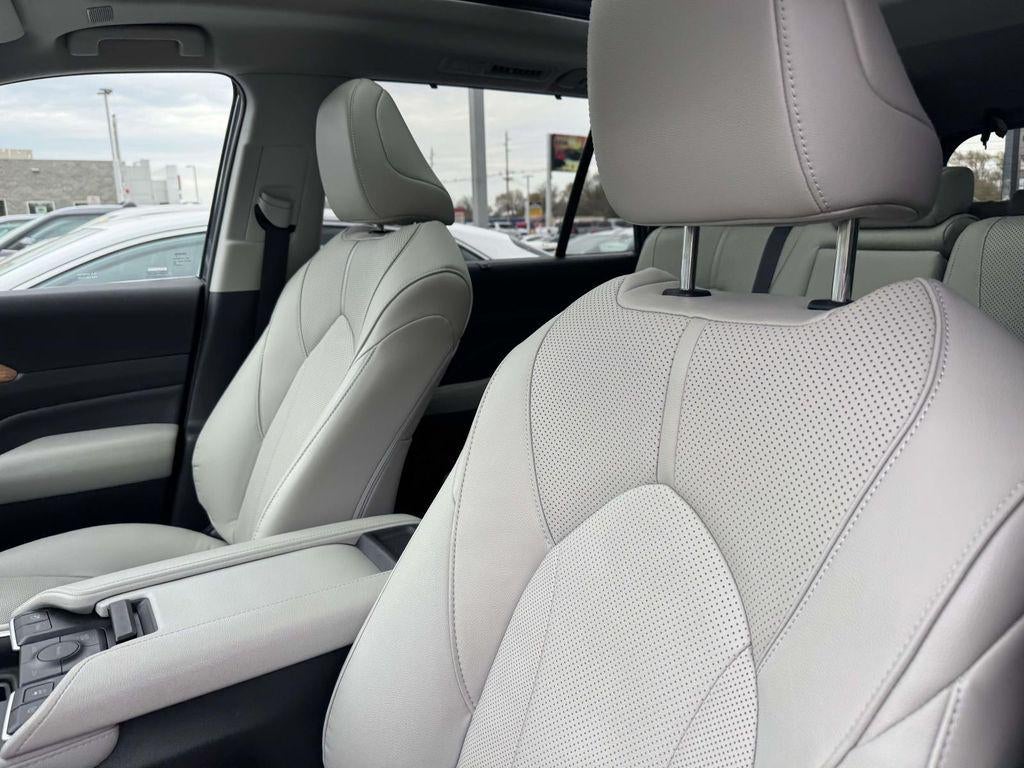 2025 Toyota Grand Highlander Limited