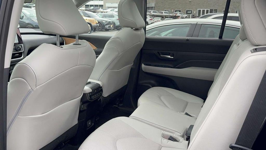 2025 Toyota Grand Highlander Limited