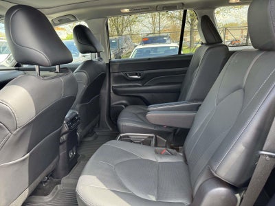 2025 Toyota Grand Highlander Platinum