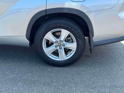 2022 Toyota Highlander Hybrid LE