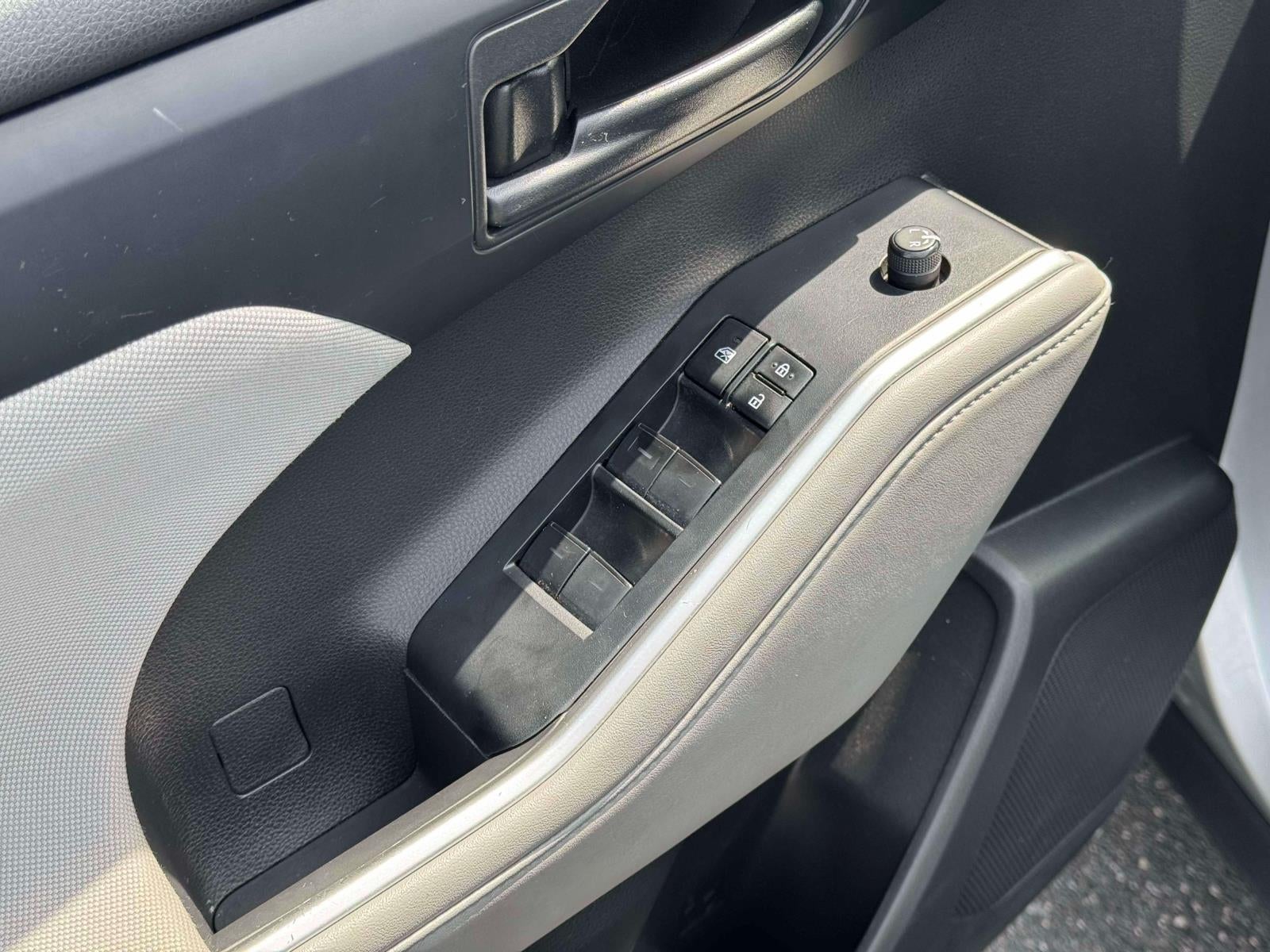 2022 Toyota Highlander Hybrid LE