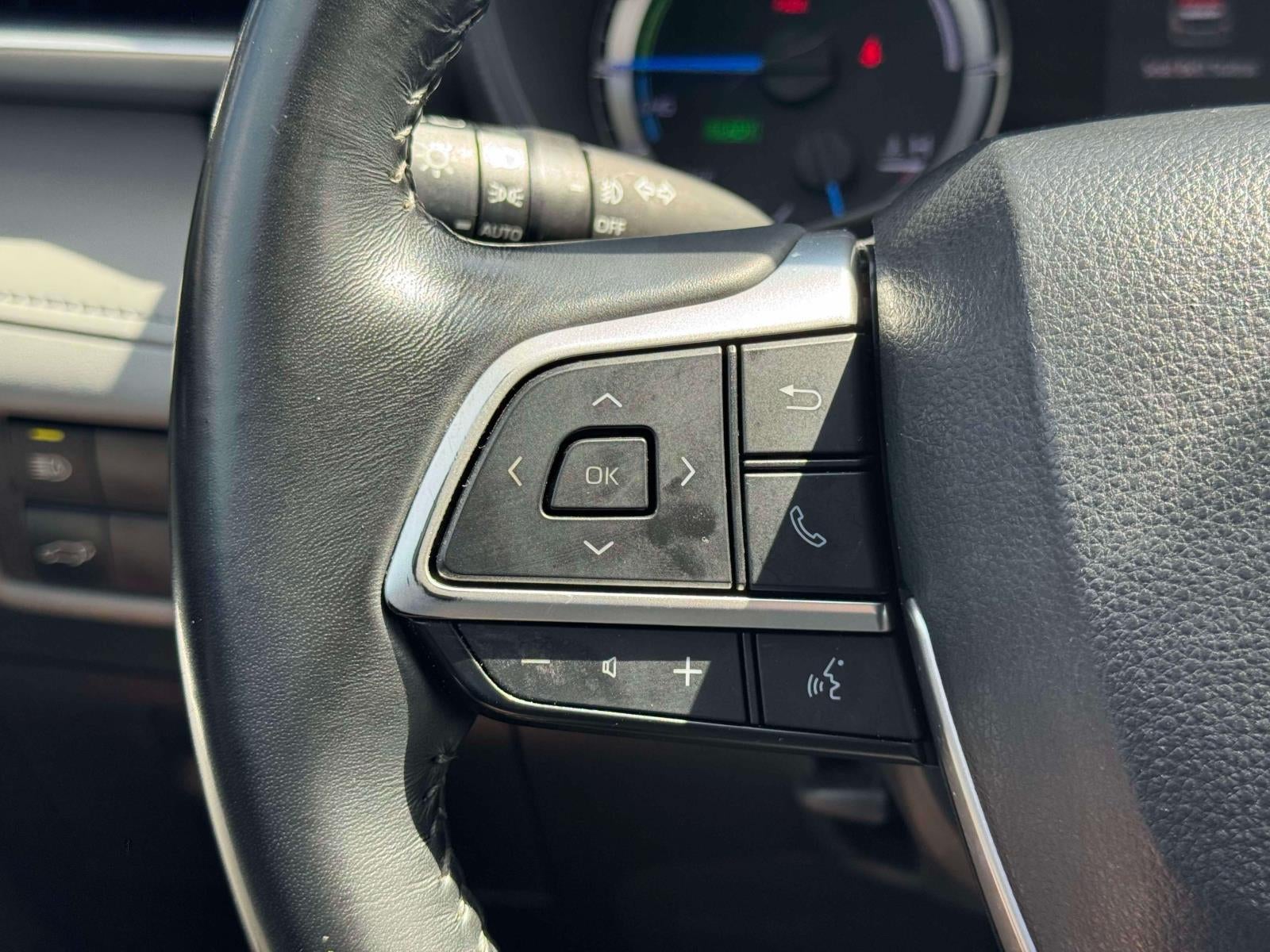 2022 Toyota Highlander Hybrid LE