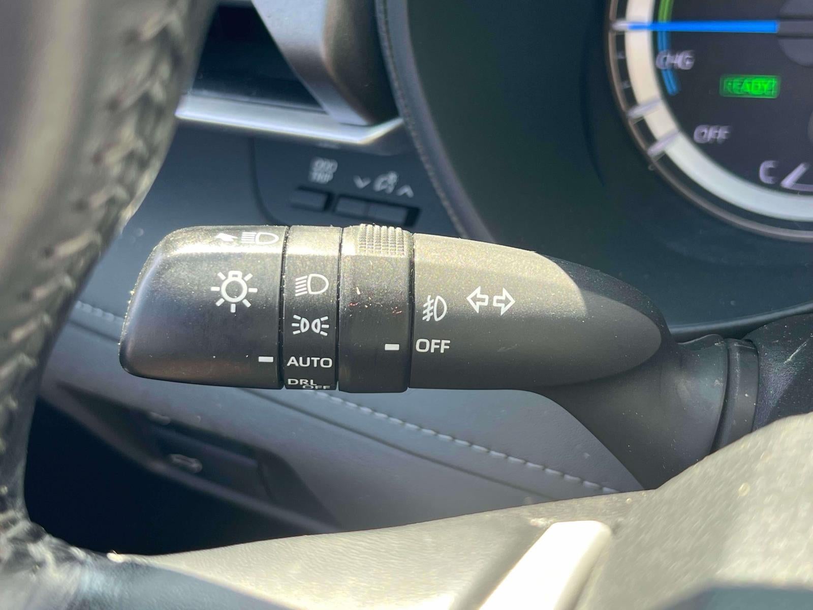 2022 Toyota Highlander Hybrid LE