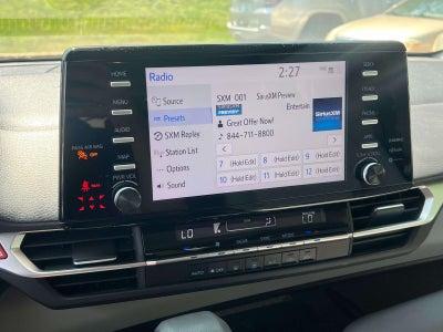 2024 Toyota Sienna LE