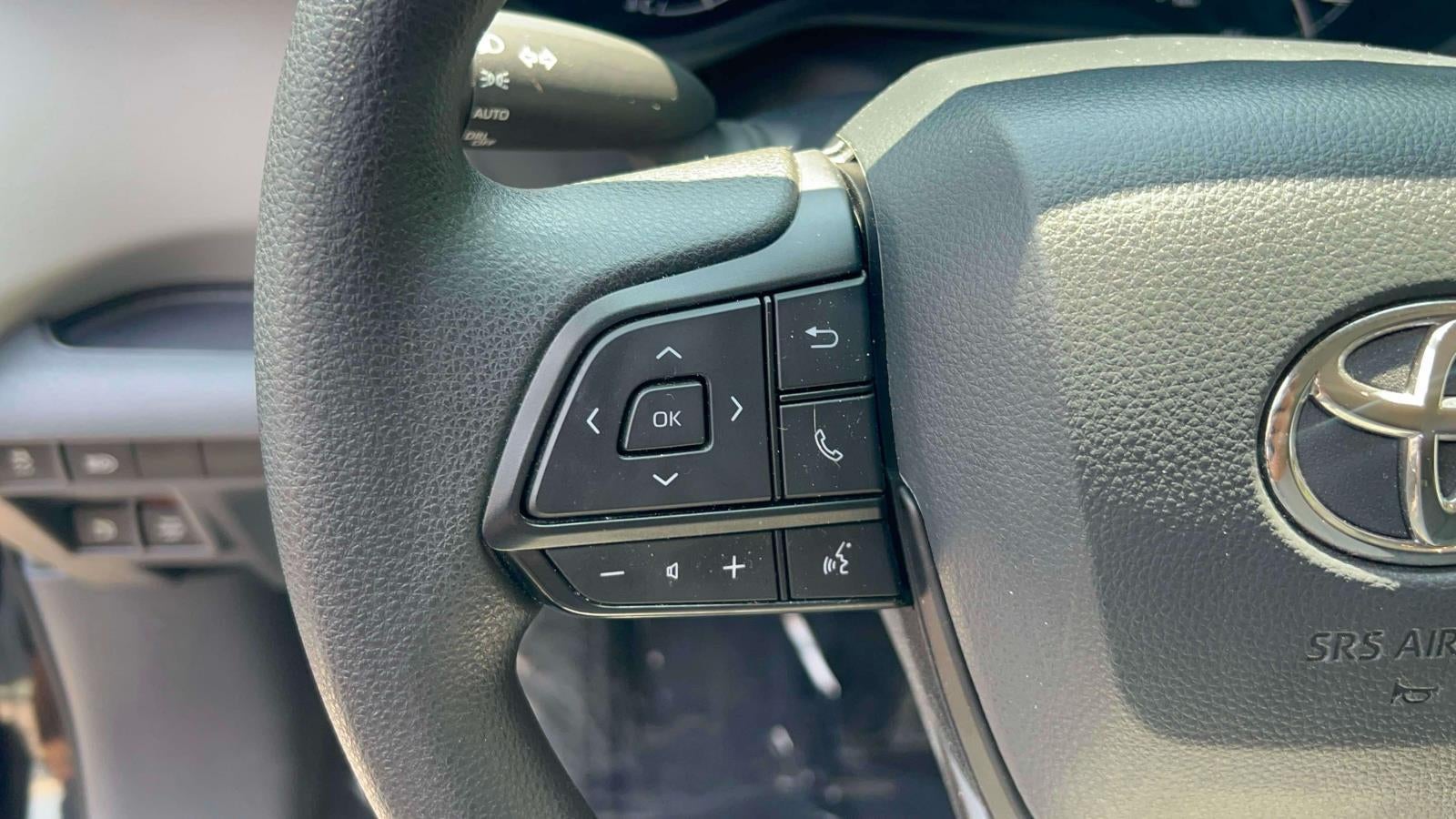 2024 Toyota Sienna LE