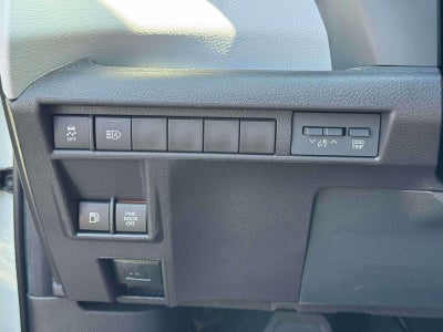 2025 Toyota Sienna LE