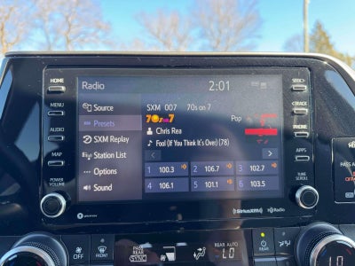 2022 Toyota Highlander LE