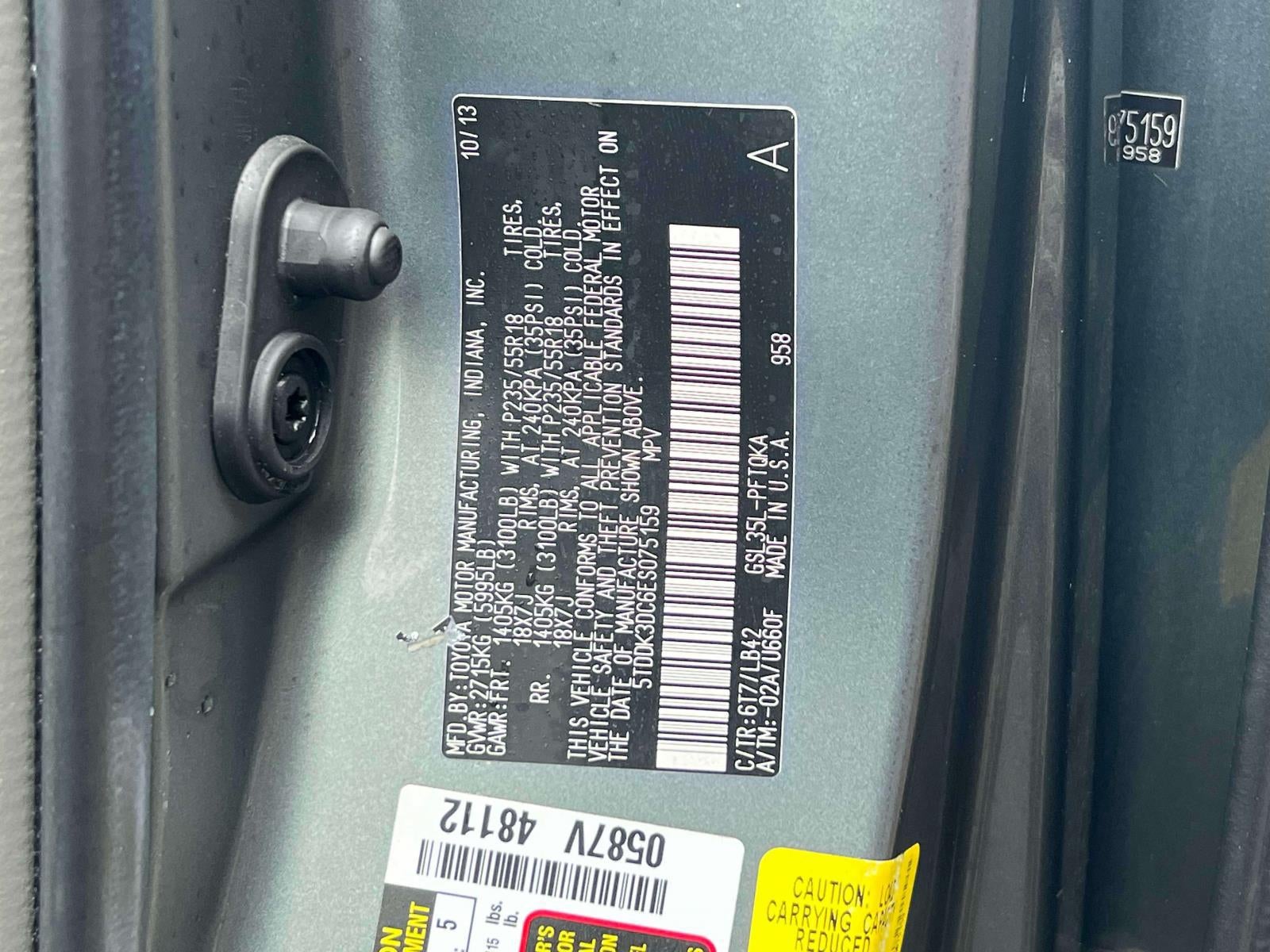 2014 Toyota Sienna XLE 7 Passenger