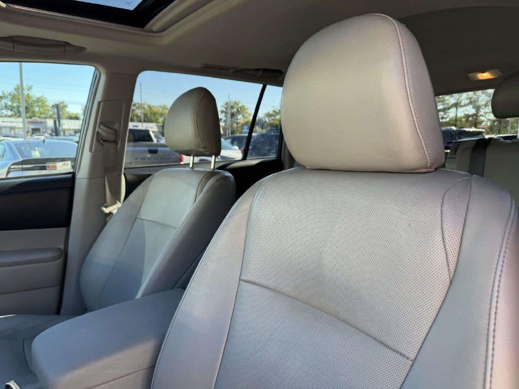 2013 Toyota Highlander Limited V6
