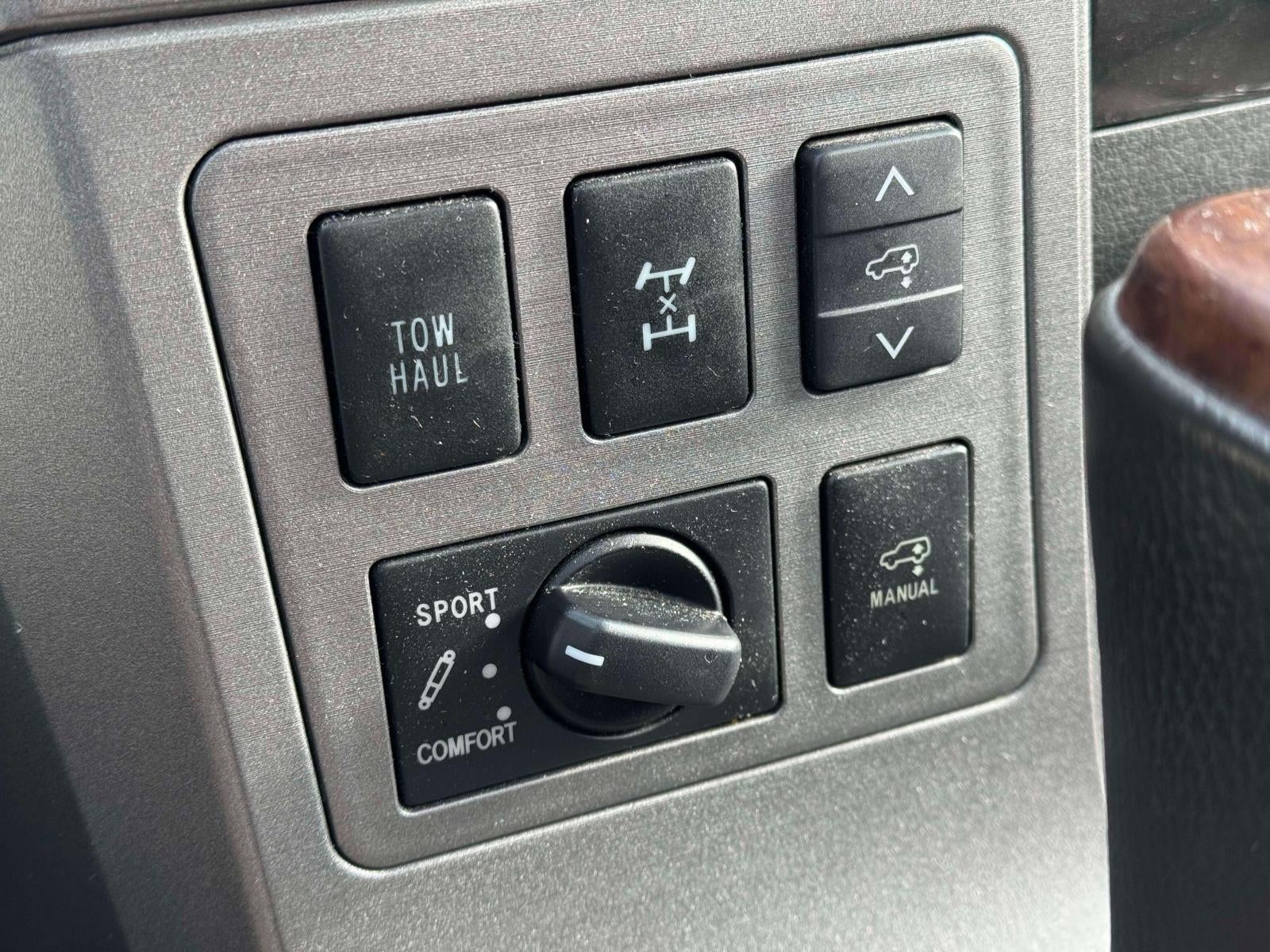 2010 Toyota Sequoia Platinum 5.7L V8