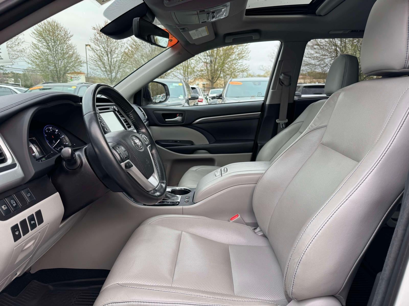 2017 Toyota Highlander Limited