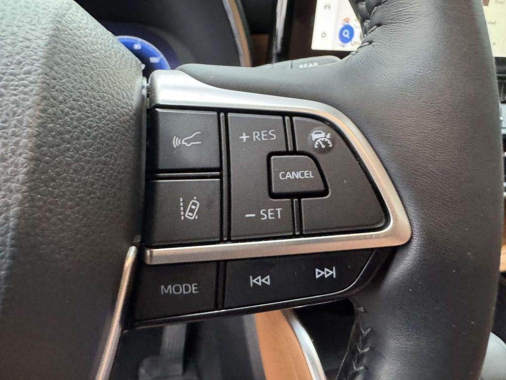 2024 Toyota Highlander Hybrid Platinum