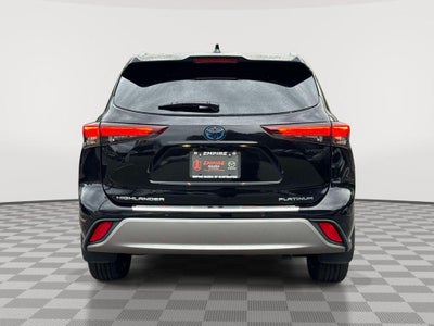 2024 Toyota Highlander Hybrid Platinum