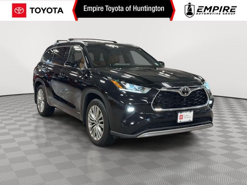 2025 Toyota Highlander Hybrid Platinum