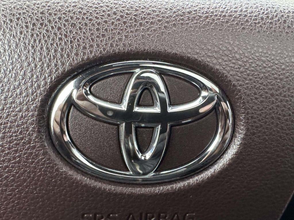 2023 Toyota Sienna Platinum