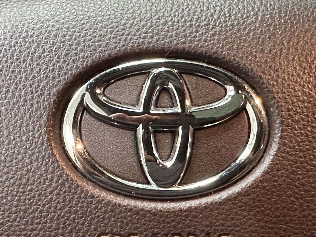 2021 Toyota Sienna Platinum