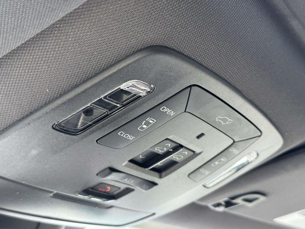 2024 Toyota Sienna Platinum
