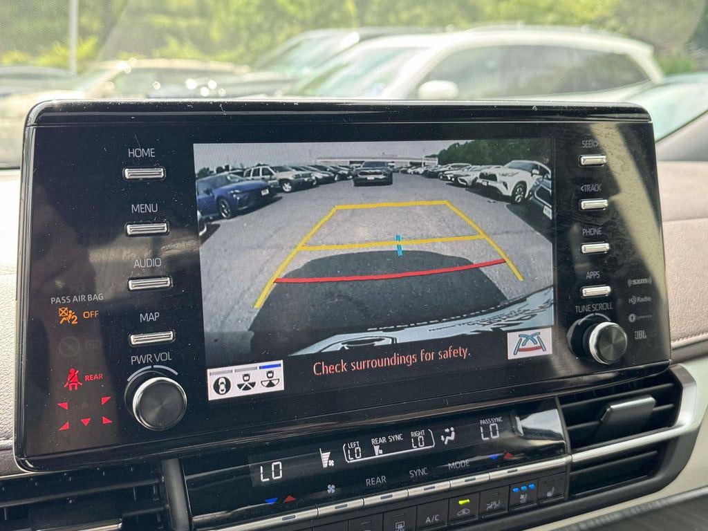2024 Toyota Sienna Platinum