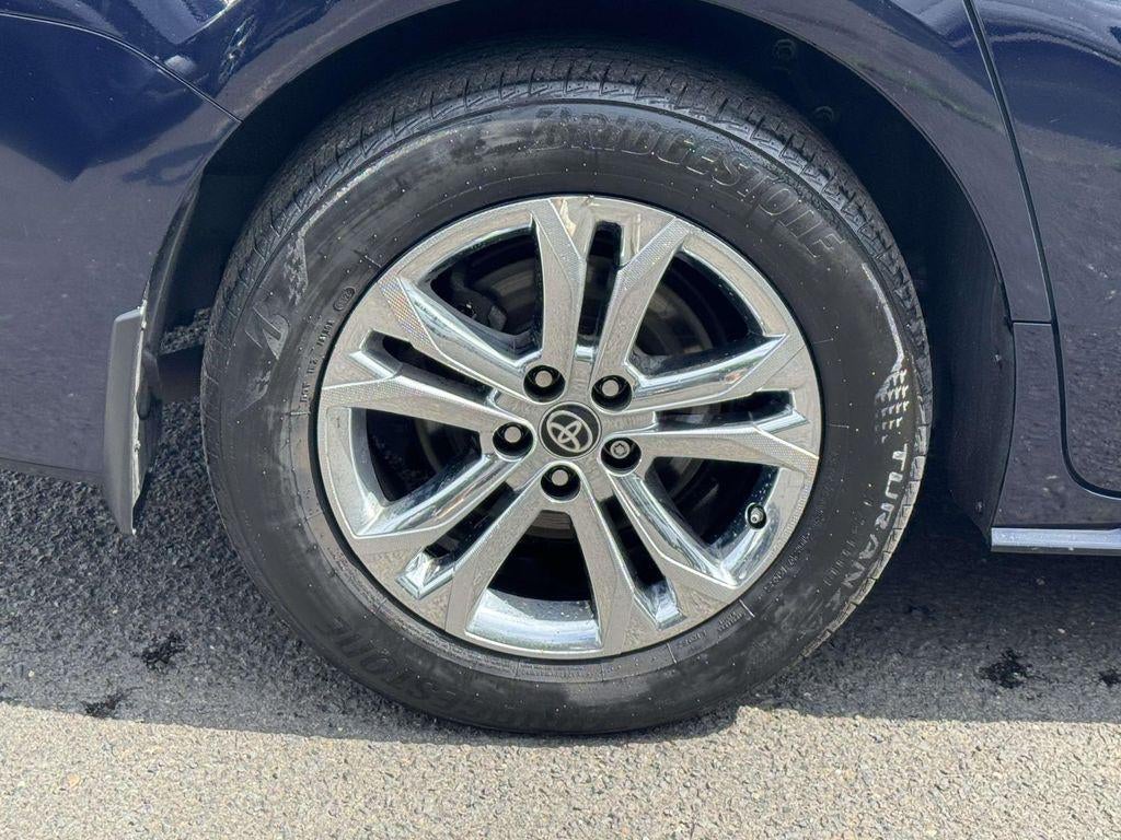2024 Toyota Sienna Platinum