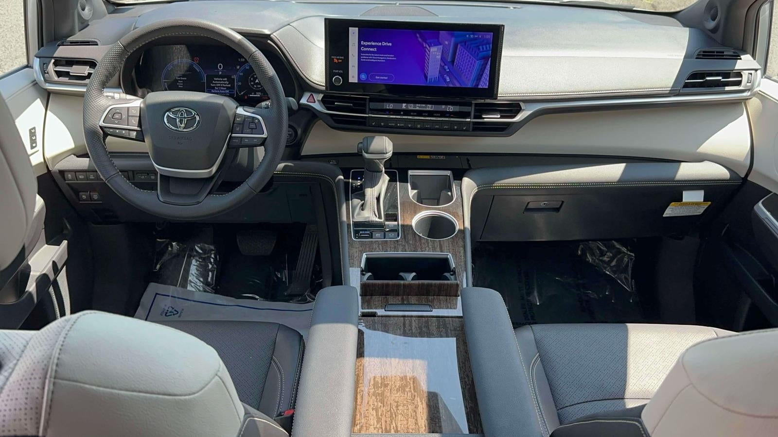 2025 Toyota Sienna Platinum