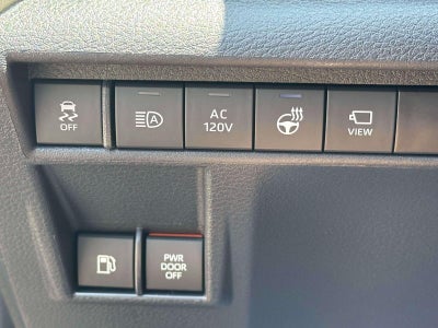 2025 Toyota Sienna Platinum