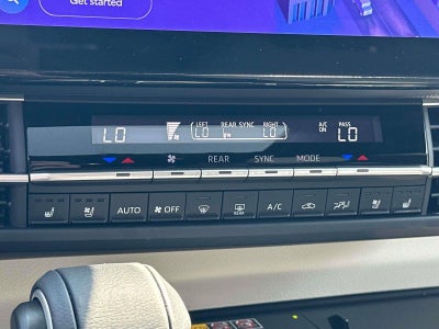 2025 Toyota Sienna Platinum
