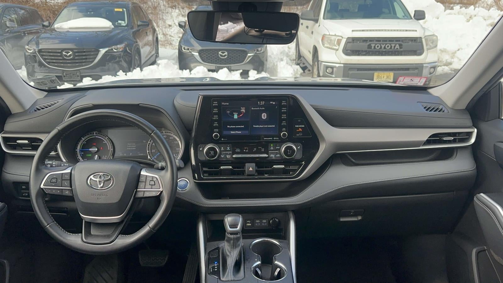 2022 Toyota Highlander Hybrid XLE