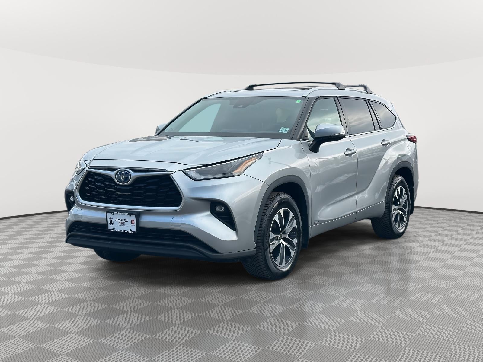 2022 Toyota Highlander Hybrid XLE