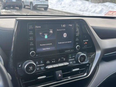 2022 Toyota Highlander Hybrid XLE