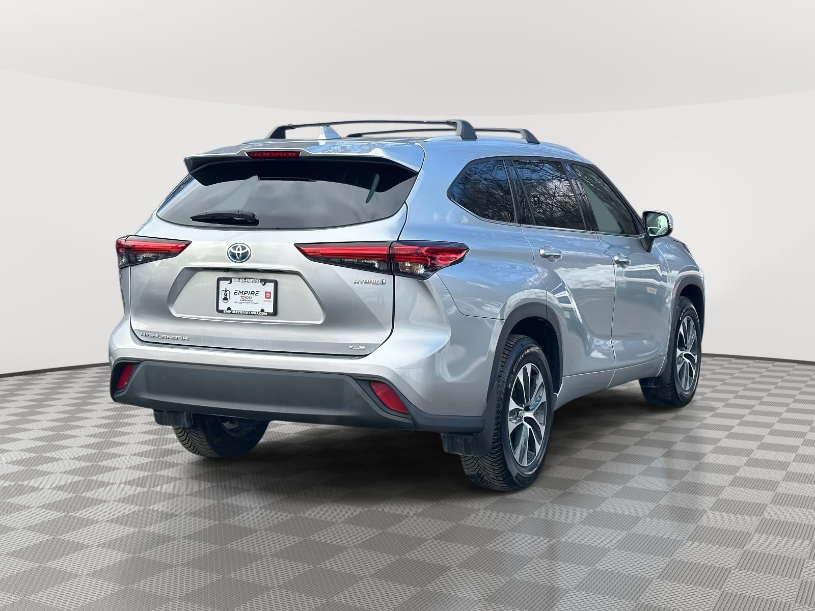2022 Toyota Highlander Hybrid XLE