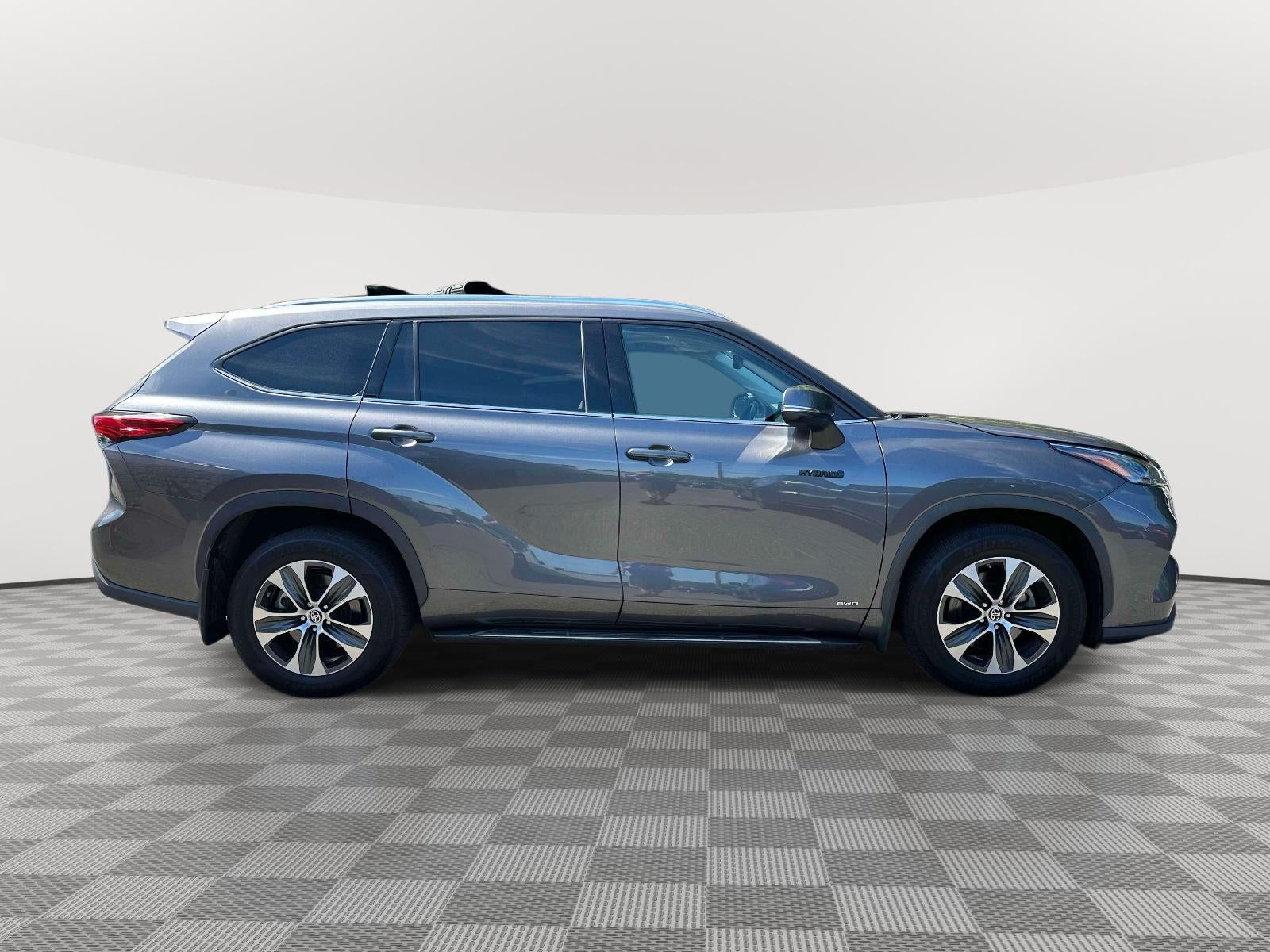 2021 Toyota Highlander Hybrid XLE