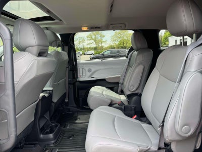 2025 Toyota Sienna XLE