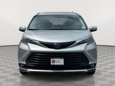 2025 Toyota Sienna XLE