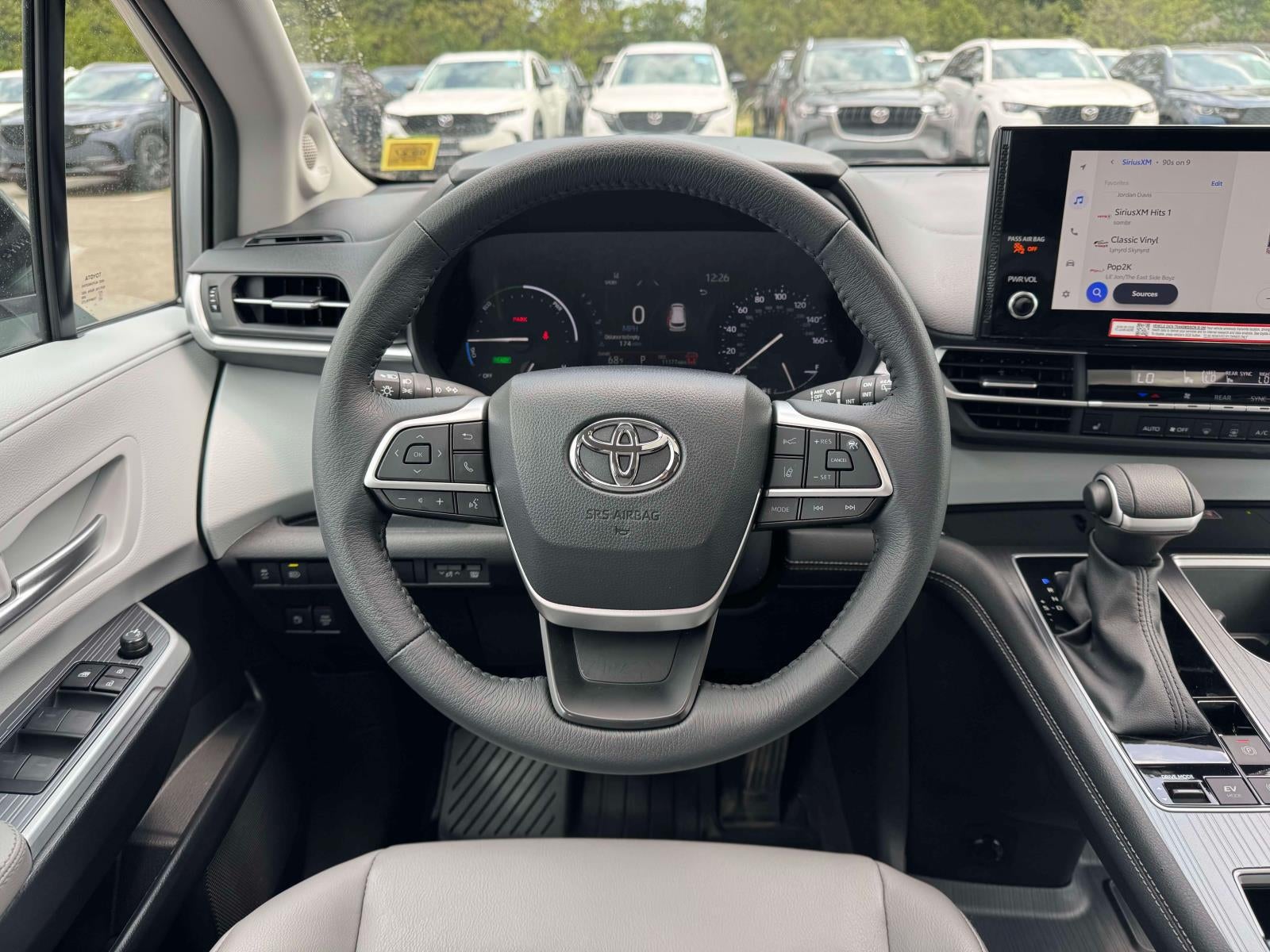 2025 Toyota Sienna XLE
