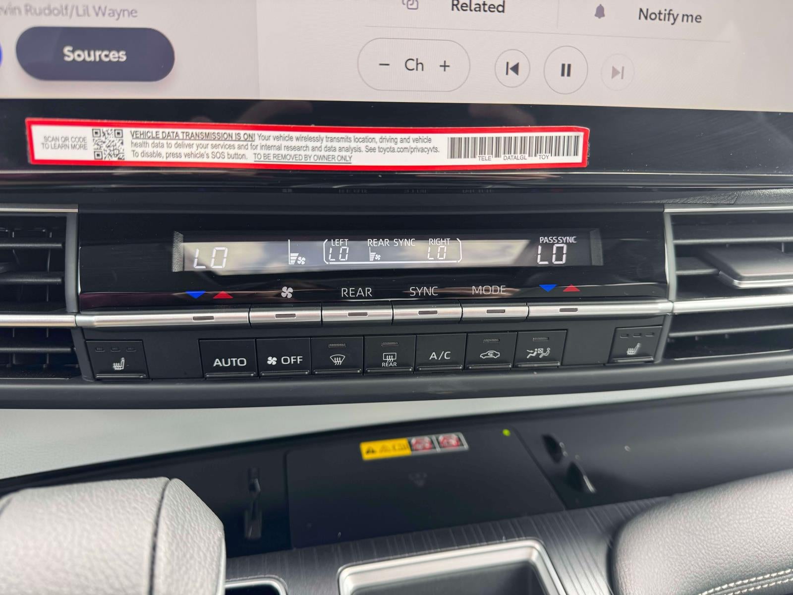2025 Toyota Sienna XLE