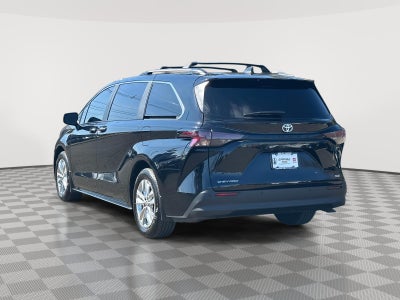 2025 Toyota Sienna XLE