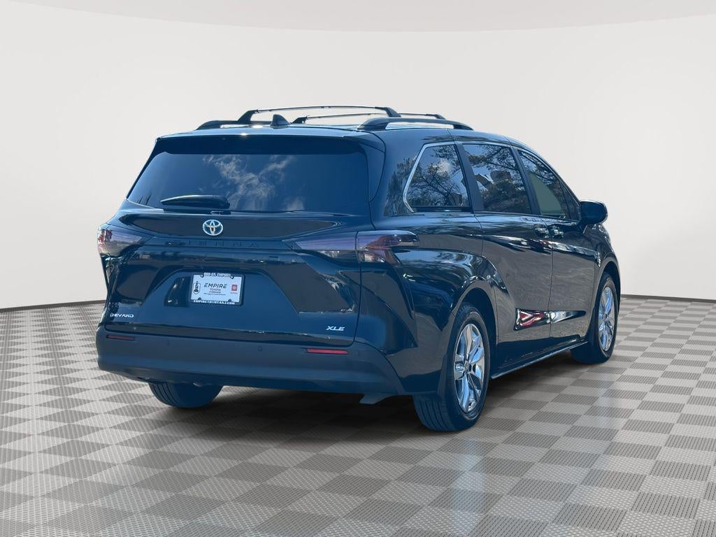 2025 Toyota Sienna XLE