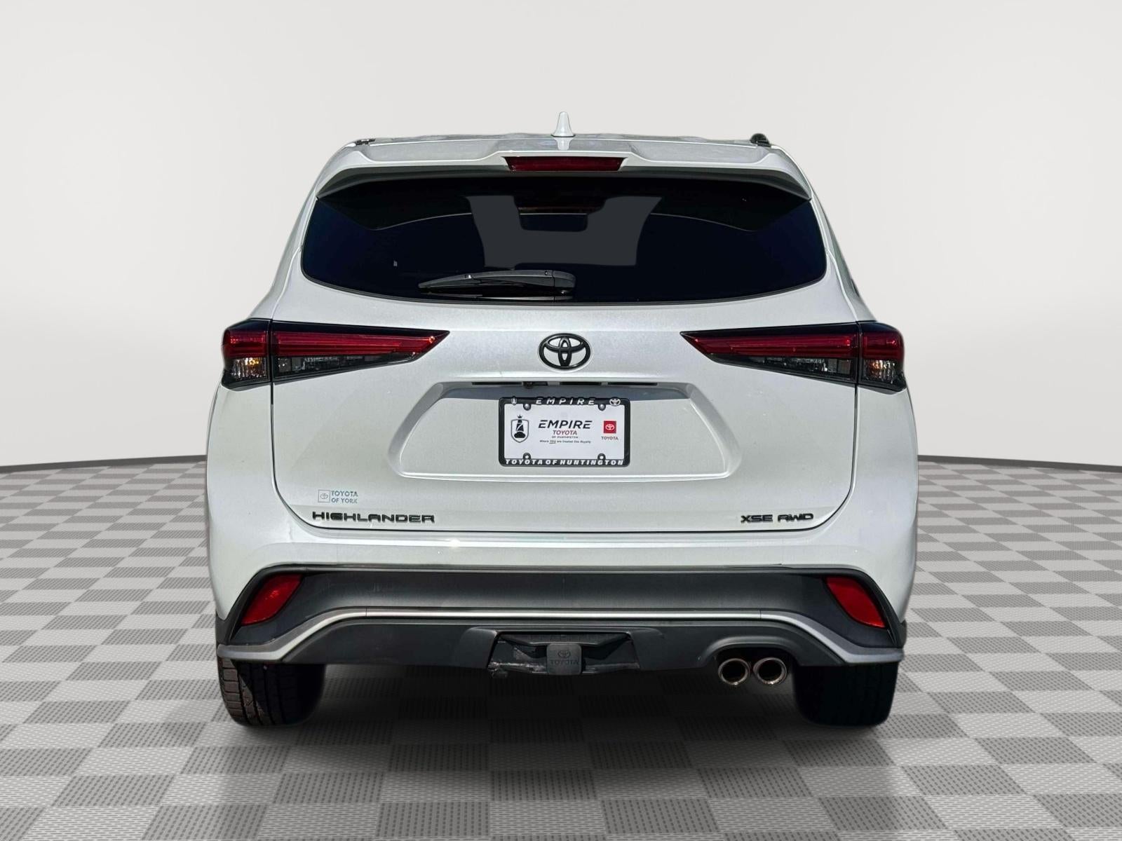 2022 Toyota Highlander XSE