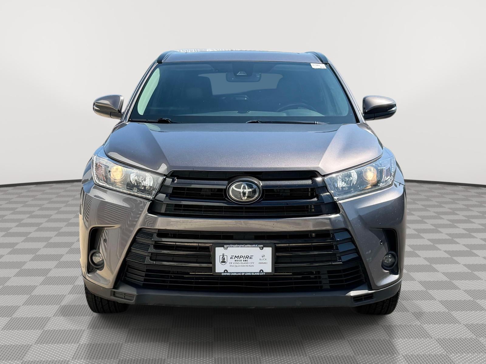 2019 Toyota Highlander SE