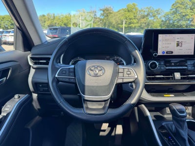 2023 Toyota Highlander Hybrid XLE
