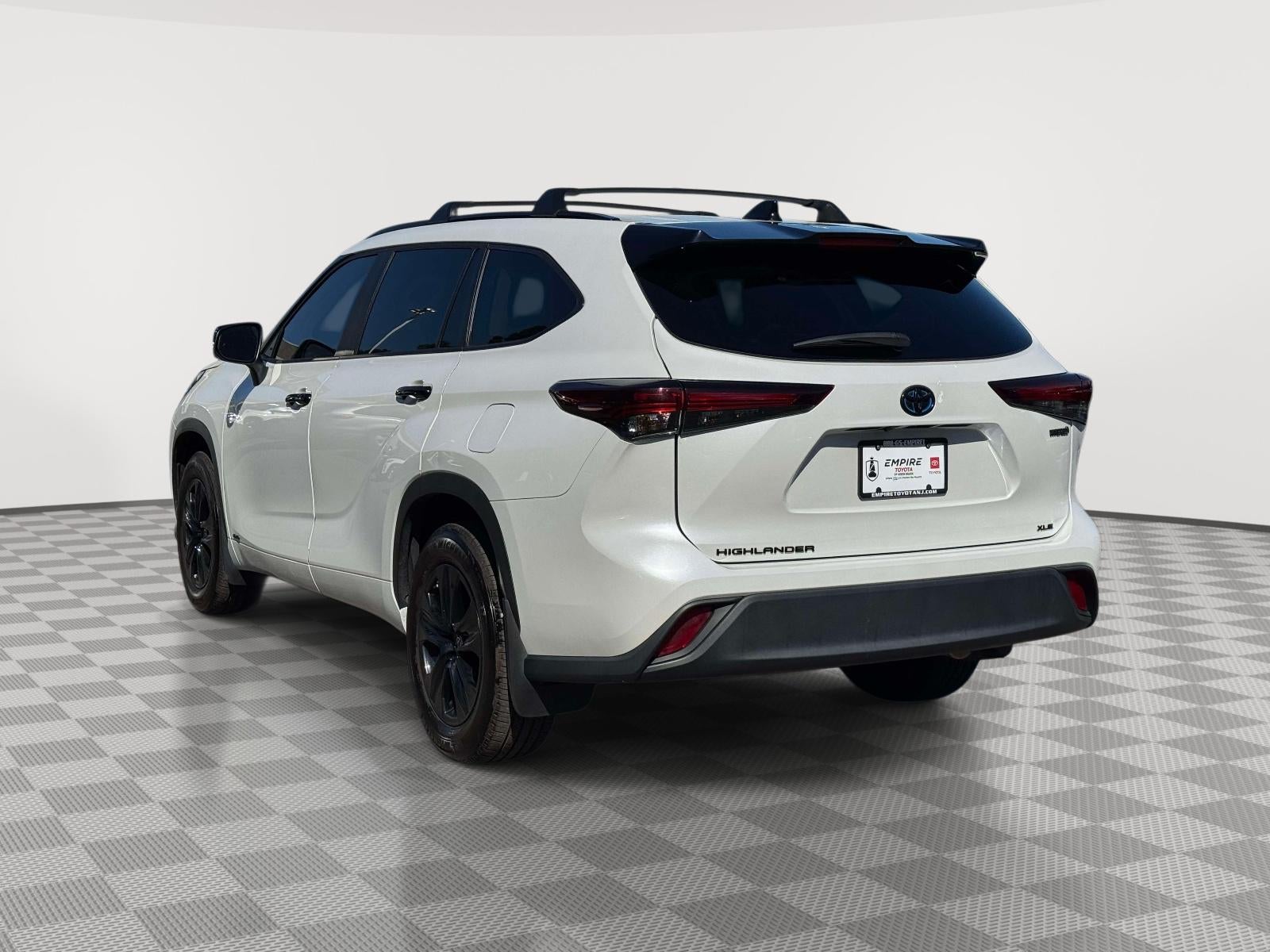 2024 Toyota Highlander Hybrid XLE Nightshade