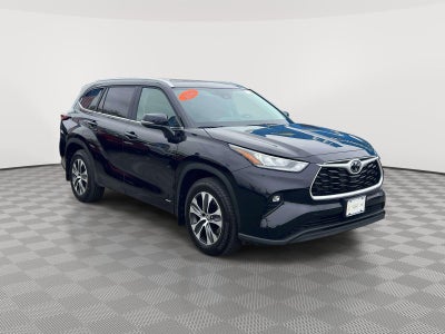 2026 Toyota Highlander Hybrid XLE AWD