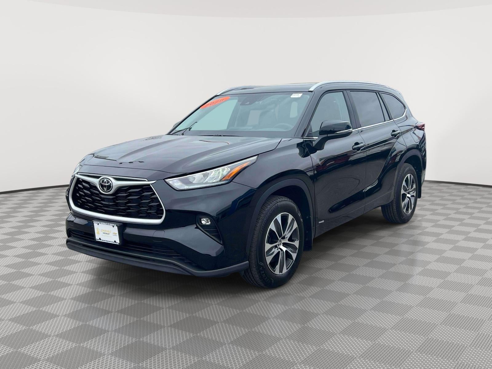 2026 Toyota Highlander Hybrid XLE AWD