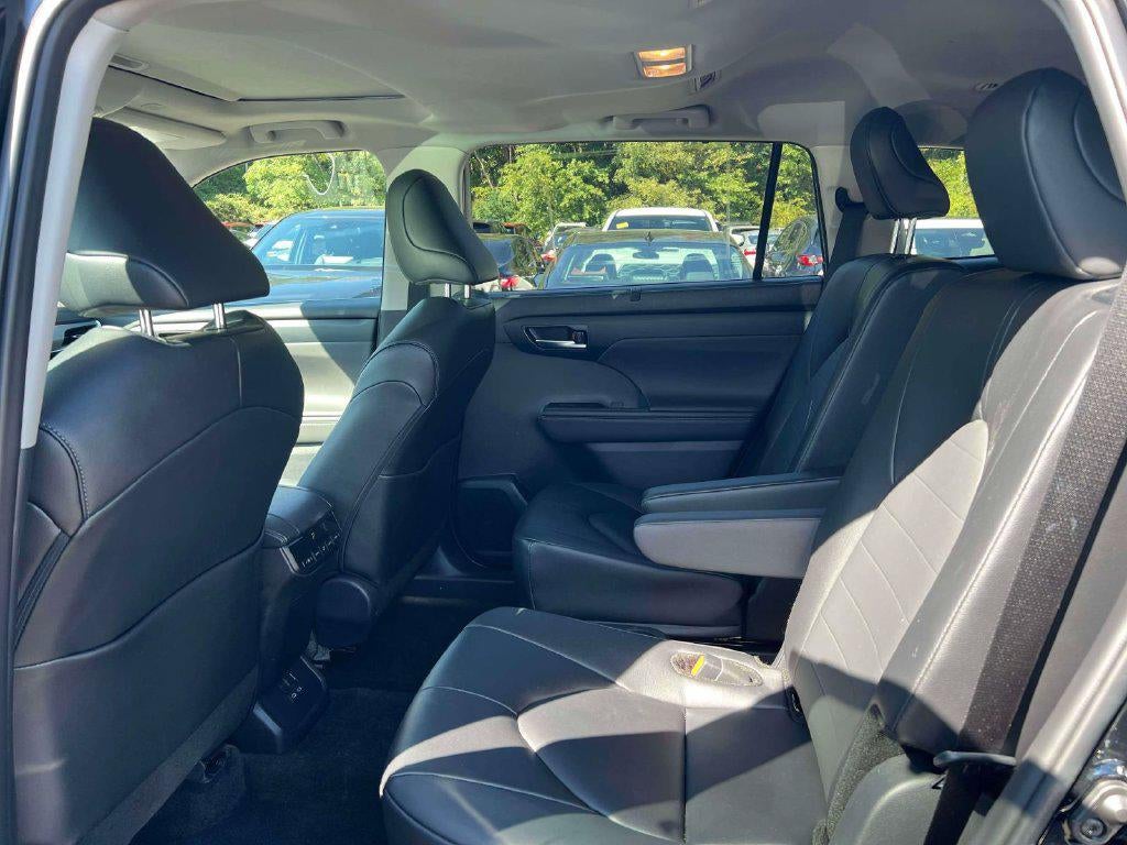 2026 Toyota Highlander Hybrid XLE