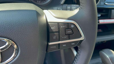 2026 Toyota Highlander Hybrid XLE