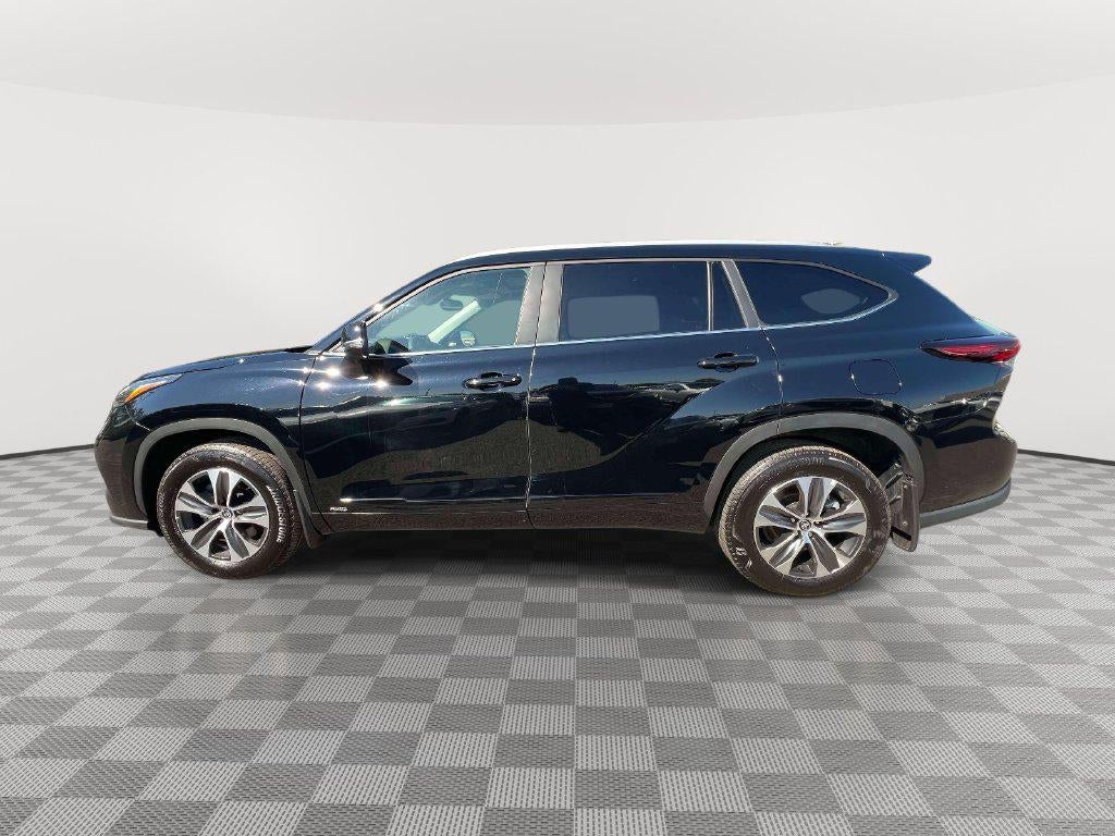 2026 Toyota Highlander Hybrid XLE