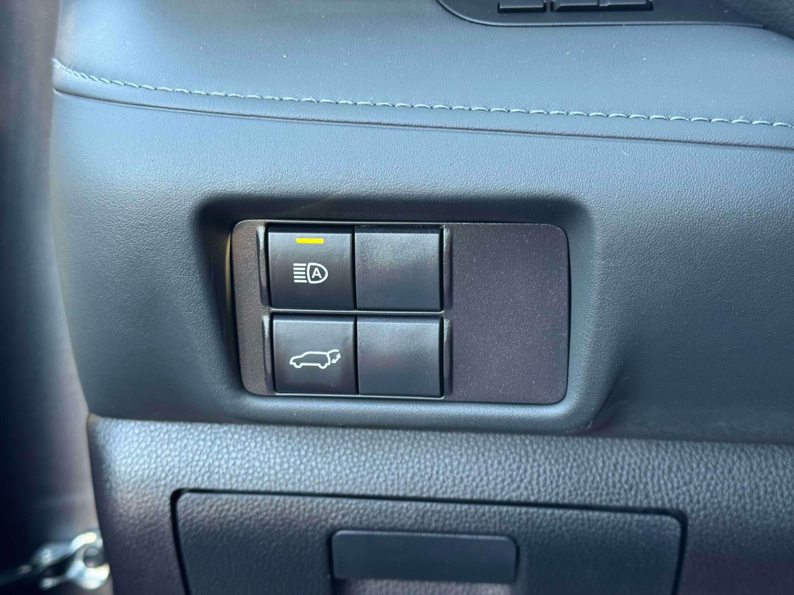 2024 Toyota Highlander Hybrid XLE