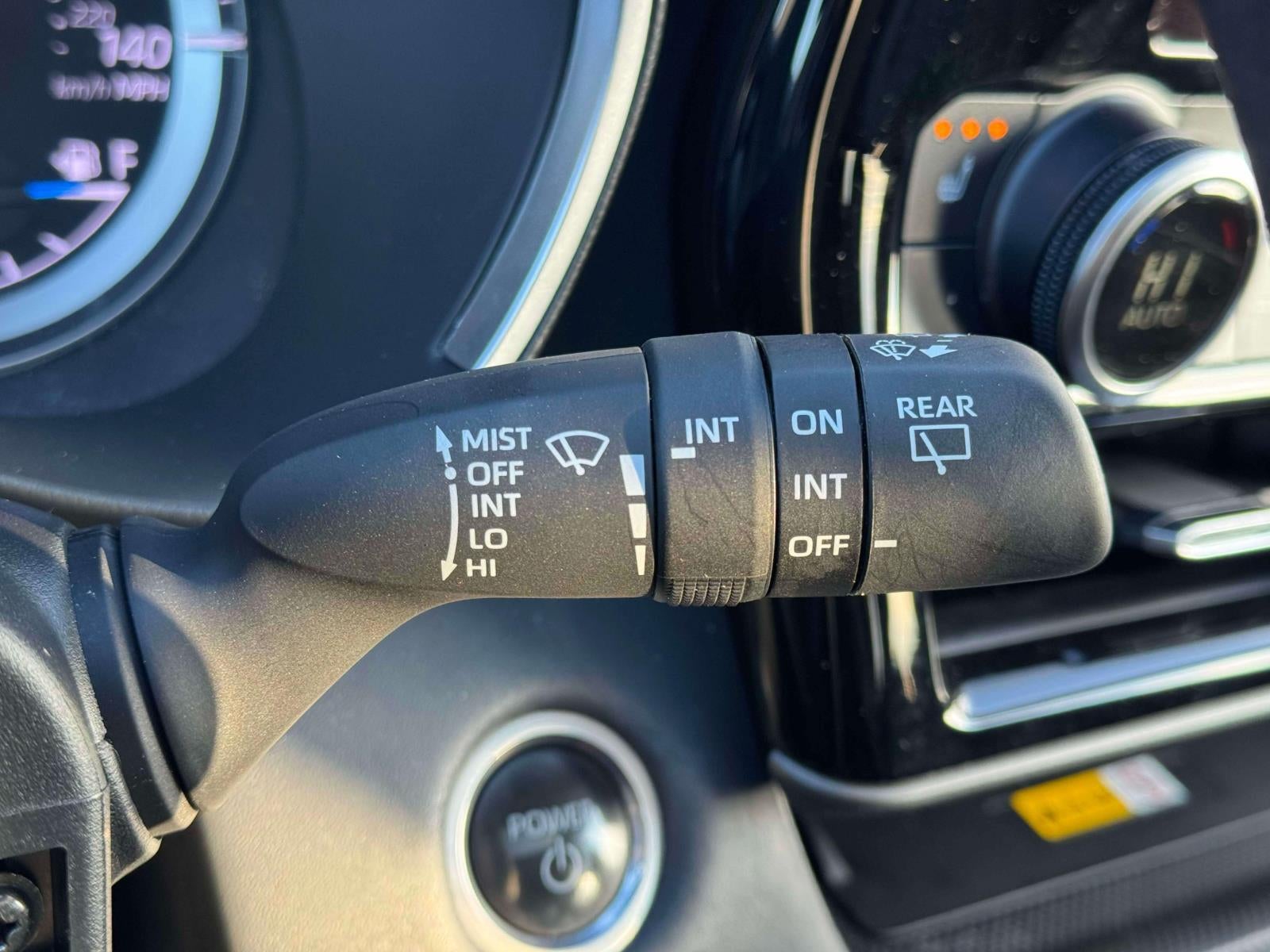 2024 Toyota Highlander Hybrid XLE